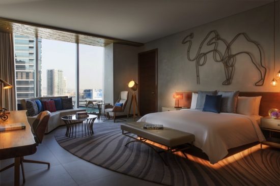 فندق رينيسانس داون تاون دبي يقدم تجارب فاخرة تفوق التوقعات