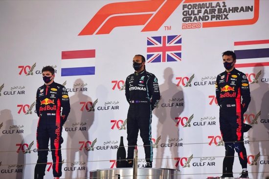هوندا تحقق صعوداً مزدوجاً إلى منصة التتويج في سباق الفورمولا 1 بالبحرين