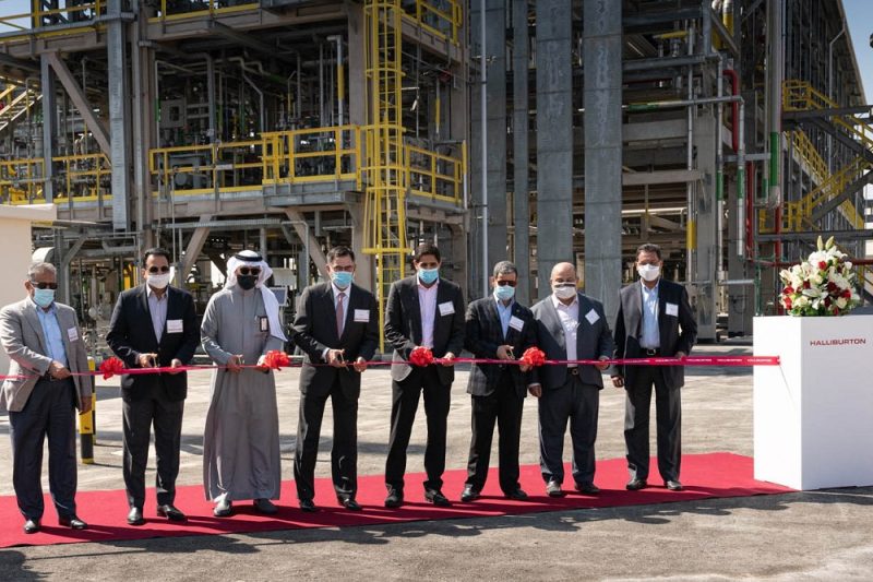 هاليبورتن تفتتح أول منشأة تفاعل تصنيع كيماويات متخصصة في حقول النفط في المملكة العربية السعودية￼