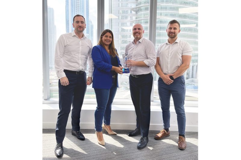 باسيفيك برايم في دبي تفوز بجائزة أفضل شركة شركة وساطة للأفراد لعام 2021 المقدمة من شركة سيغنا الشرق الأوسط