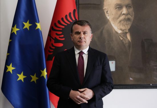 زعيم الأغلبية في البرلمان الألباني يدعو إيران لتغيير سلوكها الداعم للإرهاب الهجومٍ السيبراني الايراني كان يهدف لتدمير البنية التحتية الرقمية في ألبانيا
