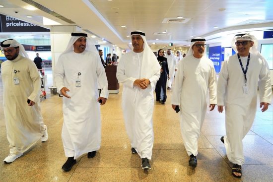 <strong>أحمد محبوب مصبح يزور مطار دبي الدولي ويتفقد سير العمل الجمركي صباحاً</strong>