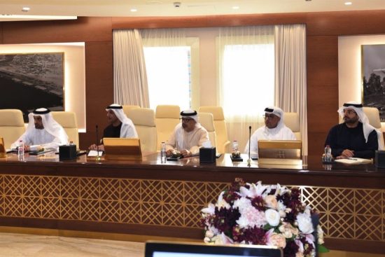 جمارك وغرف دبي تبحثان سبل التعاون لخدمة القطاع الخاص وتعزيز تنافسيته