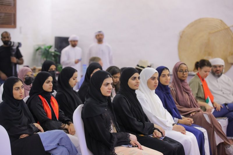 <strong>الصندوق الدولي للحفاظ على الحبارى ينظم ورشة تعليمية متخصصة لطلبة البيطرة بجامعة الإمارات</strong>