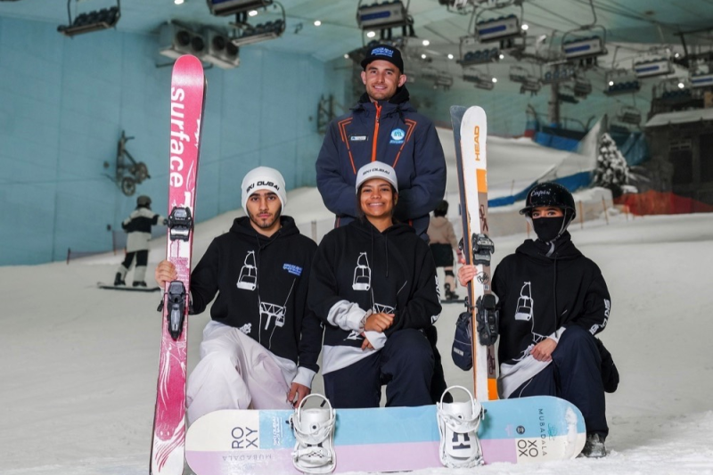 ثلاثة رياضيين إماراتيين في مجال الرياضات الثلجية سيشاركون في برنامج الاتحاد الدولي للتزلج(FIS) التطويري في لاكس في سويرسرا