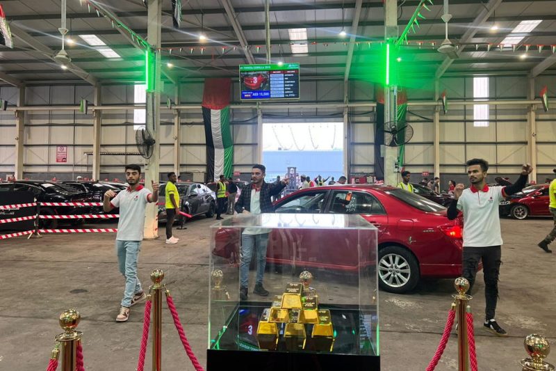 Marhaba Auctions Announces a “Golden” Opportunity for Car Buyers this December – a Dazzling 1 Kilogram Gold Bar!