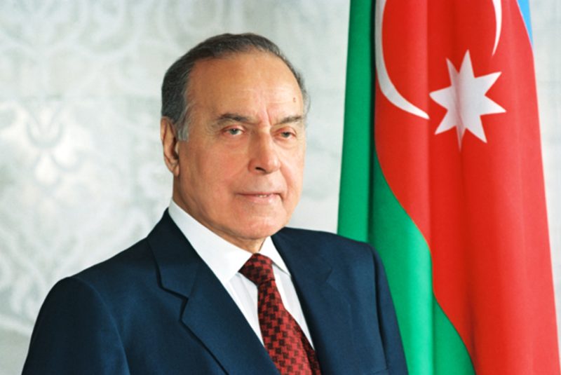 أذربيجان تحيي الذكرى المئوية لميلاد زعيمها حيدر علييف