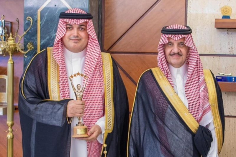 Governor of the Eastern Province Receives Abdulaziz bin Mohammed Al-Othman