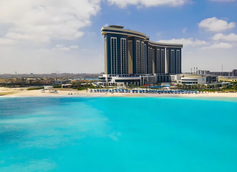 مجموعة فنادق “ريكسوس” مصر تشارك في سوق السفر العربي بدبي