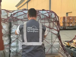 دبي الإنسانية توجّه رابع شحناتهاالإغاثية إلى أوغندا ضمن جسرها الجوي الداعملجهود مكافحة فيروسإيبولا
